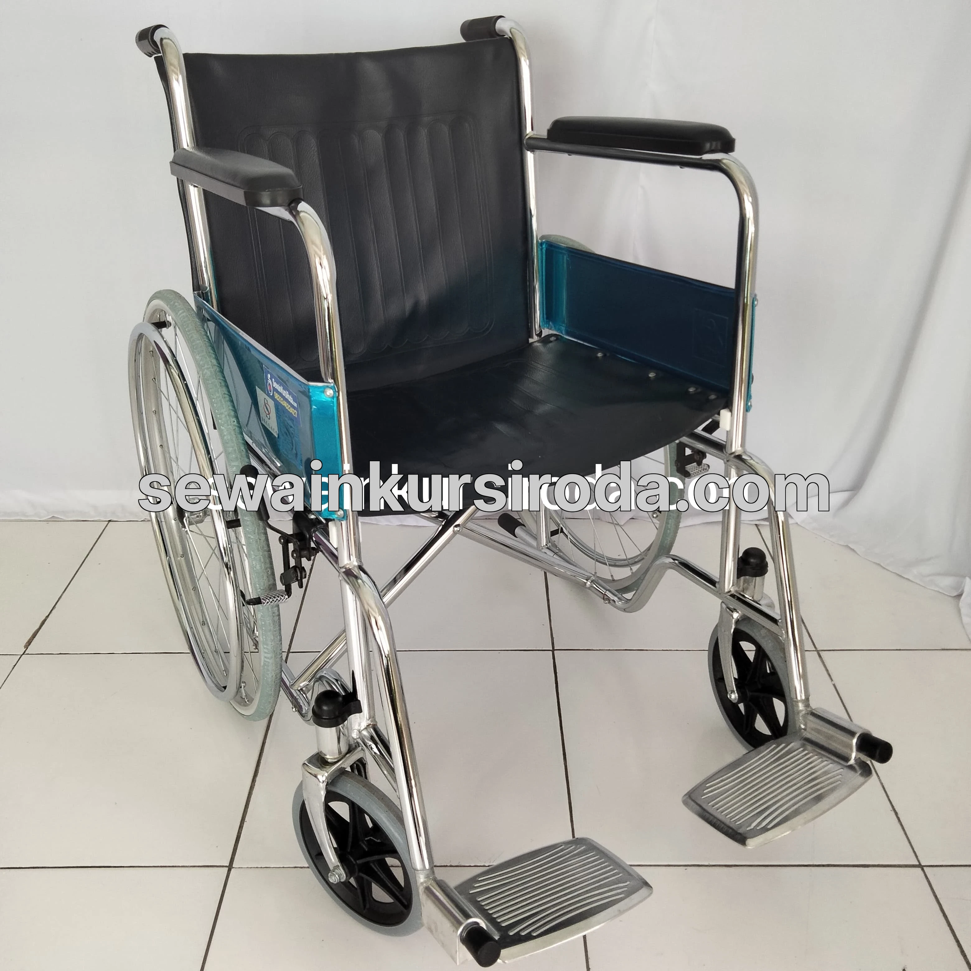 (SEWA) Kursi Roda Standar Ruji