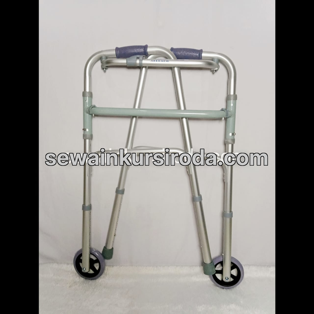 Sellaco Walker Lipat Roda (NFA-KA)